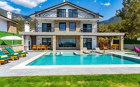 Oludeniz 4 Bedroom Villa - 9318